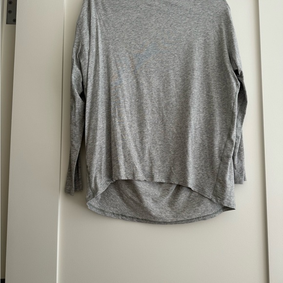 Lulu lemon shirts 4! - Picture 4 of 10